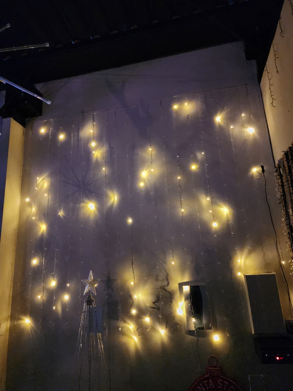 PISCA CORTINA 400 LEDS ESTROBO WARM 3X3 METROS USO INTERNO E EXTERNO 110V