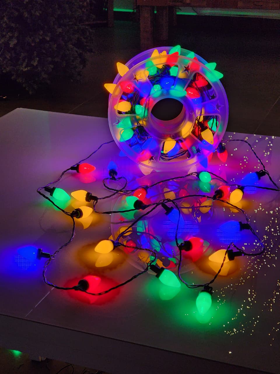 PISCA CORDÃO LUZ AMERICANA COLORIDA 100 LÂMPADAS 15 METROS BIVOLT